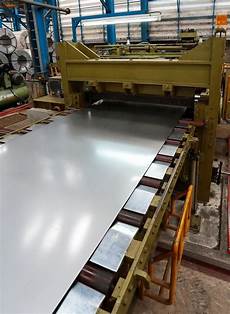 Hot-Rolled Steel Pipes